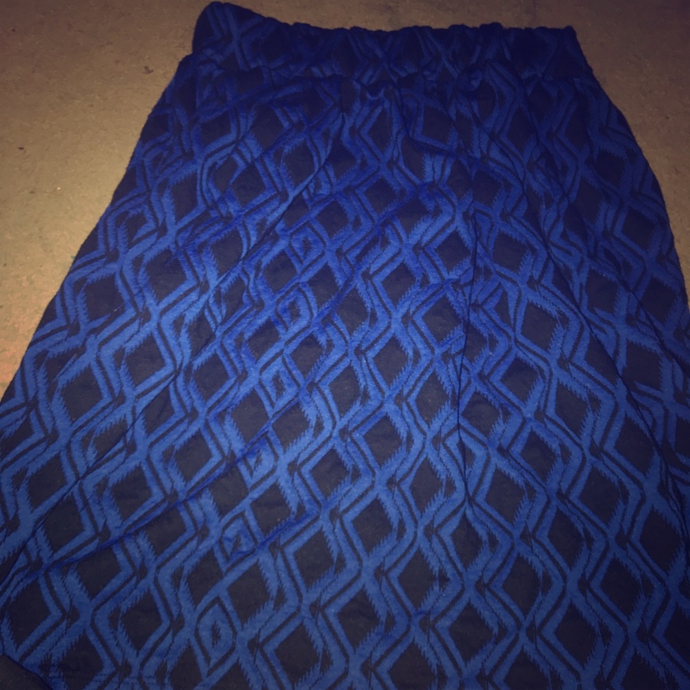 long skirt